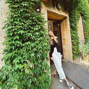 Meet your Posher, Sabrina